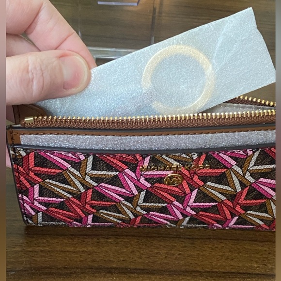 Michael Kors Jet Set Charm Medium Slim Card Case Signature MK logo - Picture 7 of 7